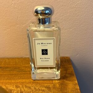 Jo Malone Red Roses Cologne with Silver Cap